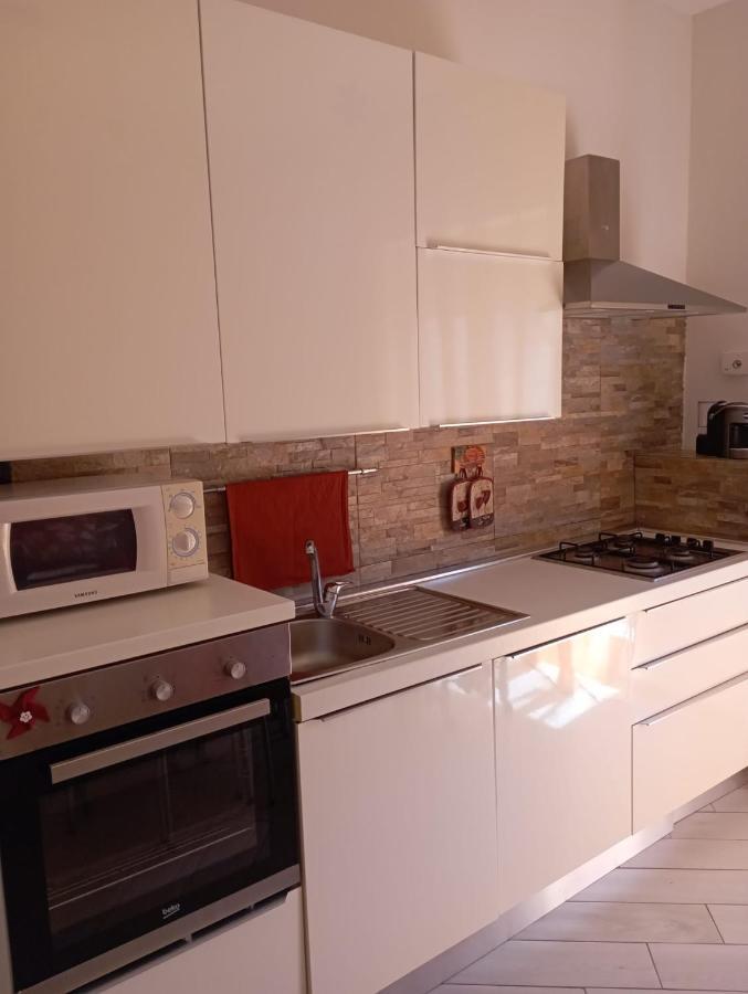 Family Apartment Brindisi Buitenkant foto