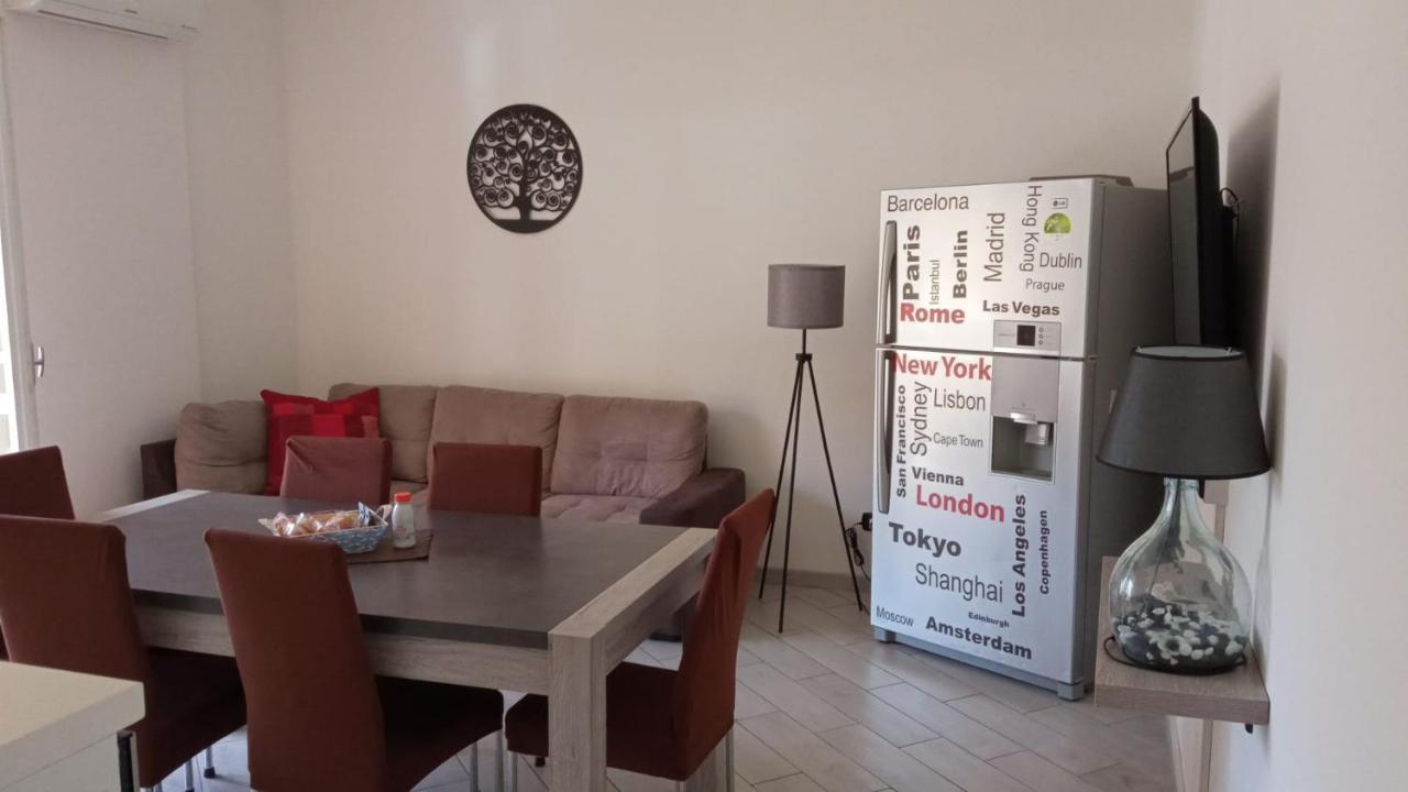 Family Apartment Brindisi Buitenkant foto